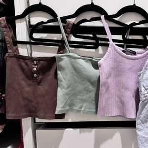 New without tag Brandy Melville cami/tank bundle 4pieces